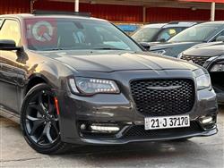 کرایسلەر 300